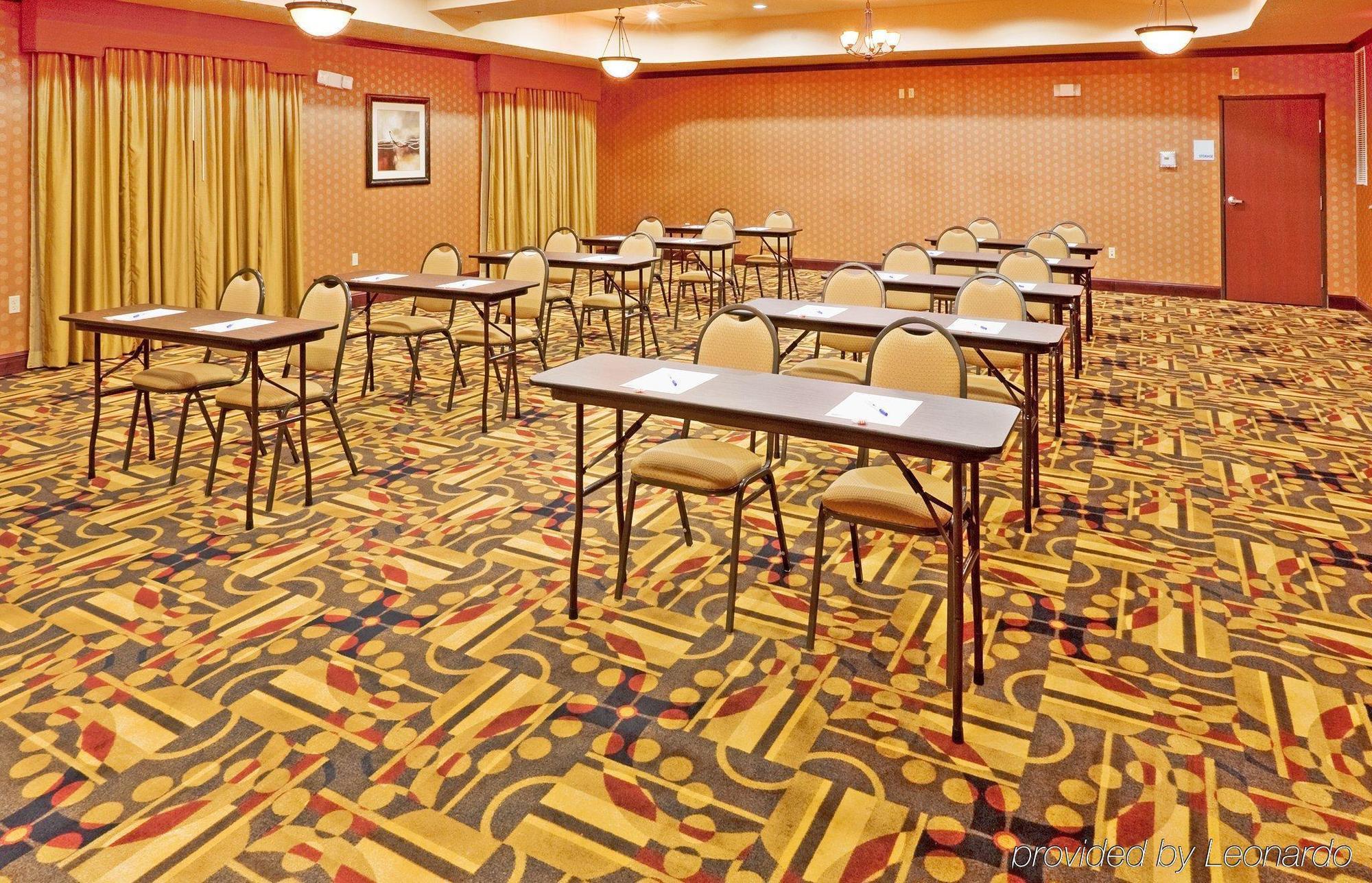 Holiday Inn Express Hotel And Suites Altus By Ihg Einrichtungen foto